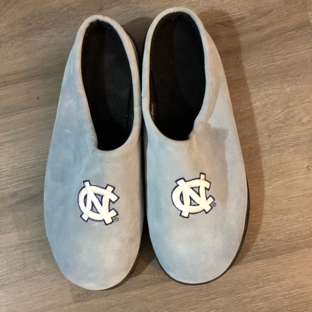 Tar Heels Light-Blue & Black, Soft Slippers, Size 11M